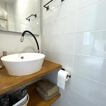 Housingcoruna Apartment *